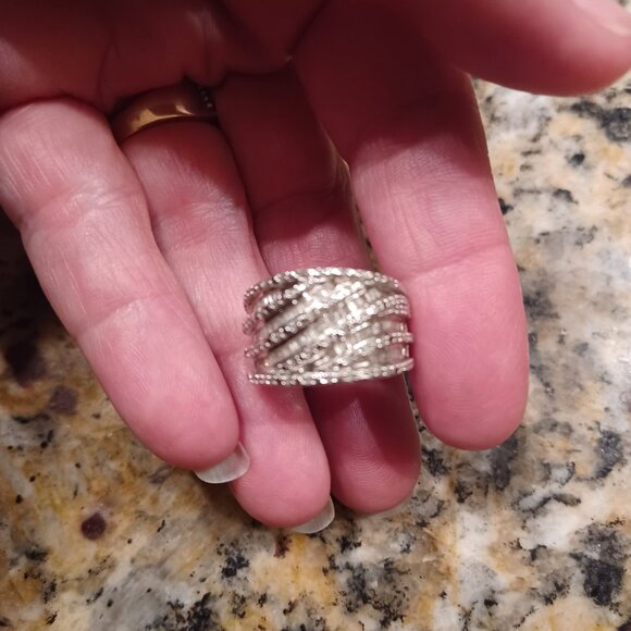 Diamond ring - Picture 3 of 6